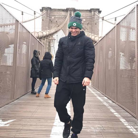 Meet your Posher, Guilherme - Picture 1 of 1